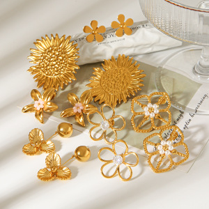 Boucles D'Oreilles Puces Sweet Flower En Acier Inoxydable Étanche Couleur Or Avec Perles Pour Femmes h5 Image3