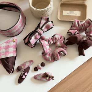 Pinces À Cheveux Pour Femmes En Tissu À Carreaux Doux De La Collection Simple h5 Image3