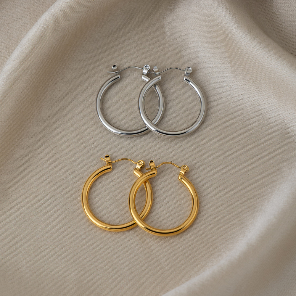 Boucles D'Oreilles Créoles Pour Femmes Simple Series Daily Circle En Acier Inoxydable Étanche Couleur Or Image2