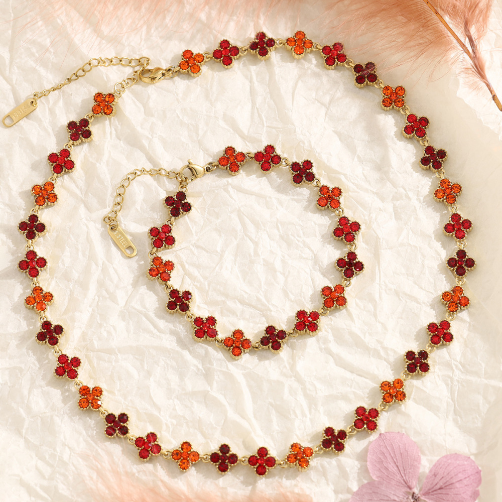 Ensembles De Colliers Pour Femmes, Romantiques Et Élégants, En Acier Inoxydable, Imperméables, Couleur Or, Ornés De Cristaux Et De Motifs De Trèfle. Image4
