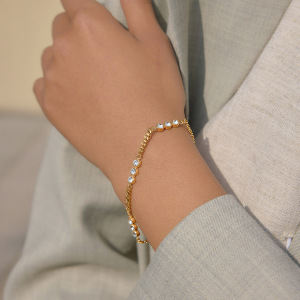 Bracelet Chaîne Simple En Acier Inoxydable Étanche Couleur Or Avec Zircon Pour Femme h5 Image4
