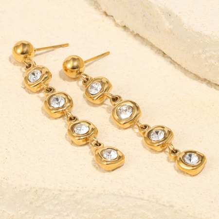 Boucles d'oreilles pendantes pour femme, luxueuses et élégantes, en acier inoxydable étanche couleur or, ornées de zircon et d'un pompon rond.