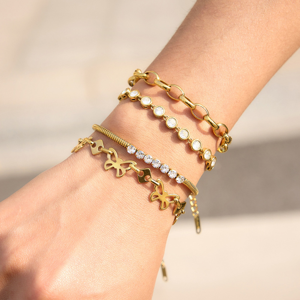Bracelet À Maillons Luxueux Et Simples En Acier Inoxydable, Orné D'Un Papillon, De Zircon Doré Et D'Une Étanchéité. Image2