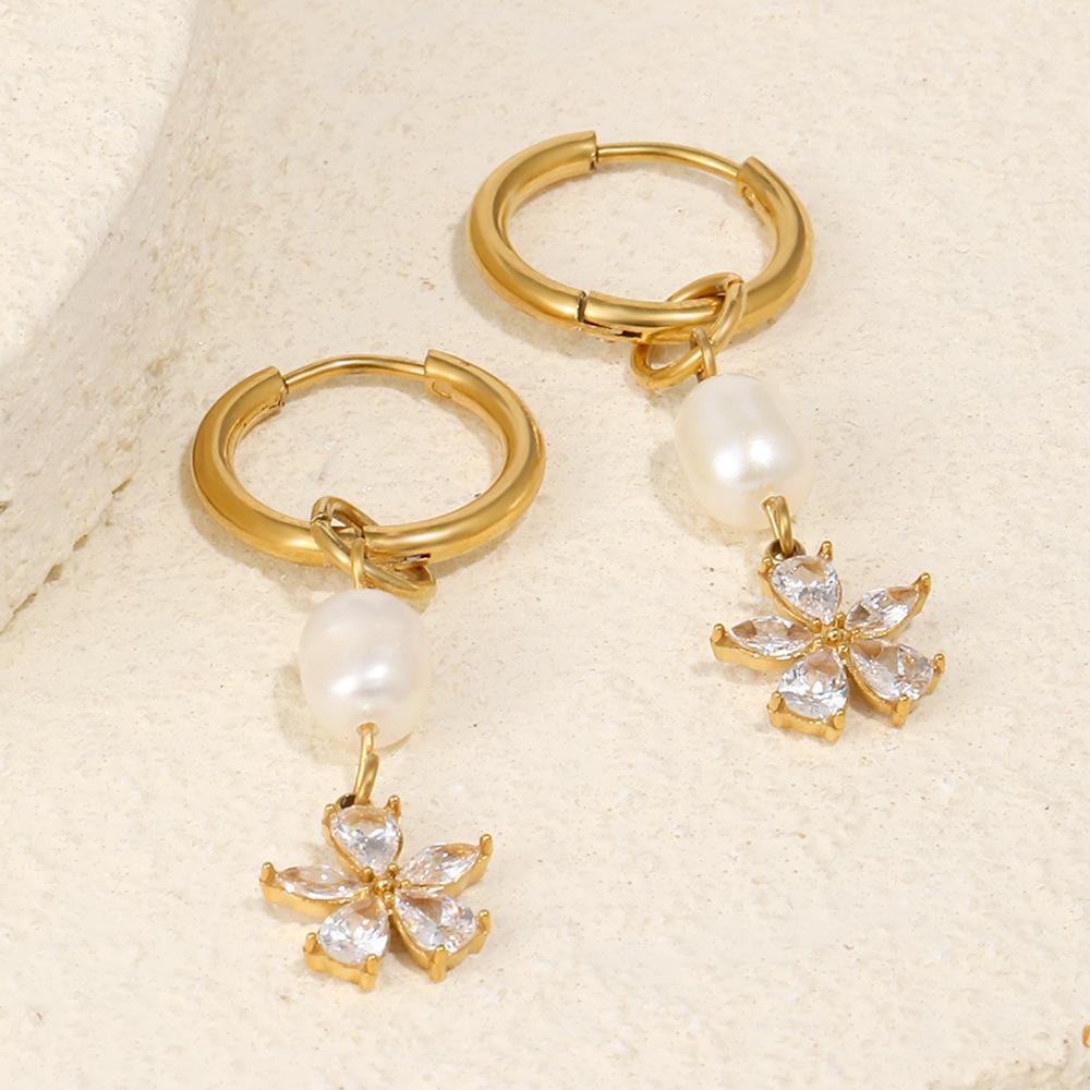 Boucles D'Oreilles Pendantes Pour Femme Sweet Flower En Acier Inoxydable Étanche Couleur Or Avec Zircon Image4
