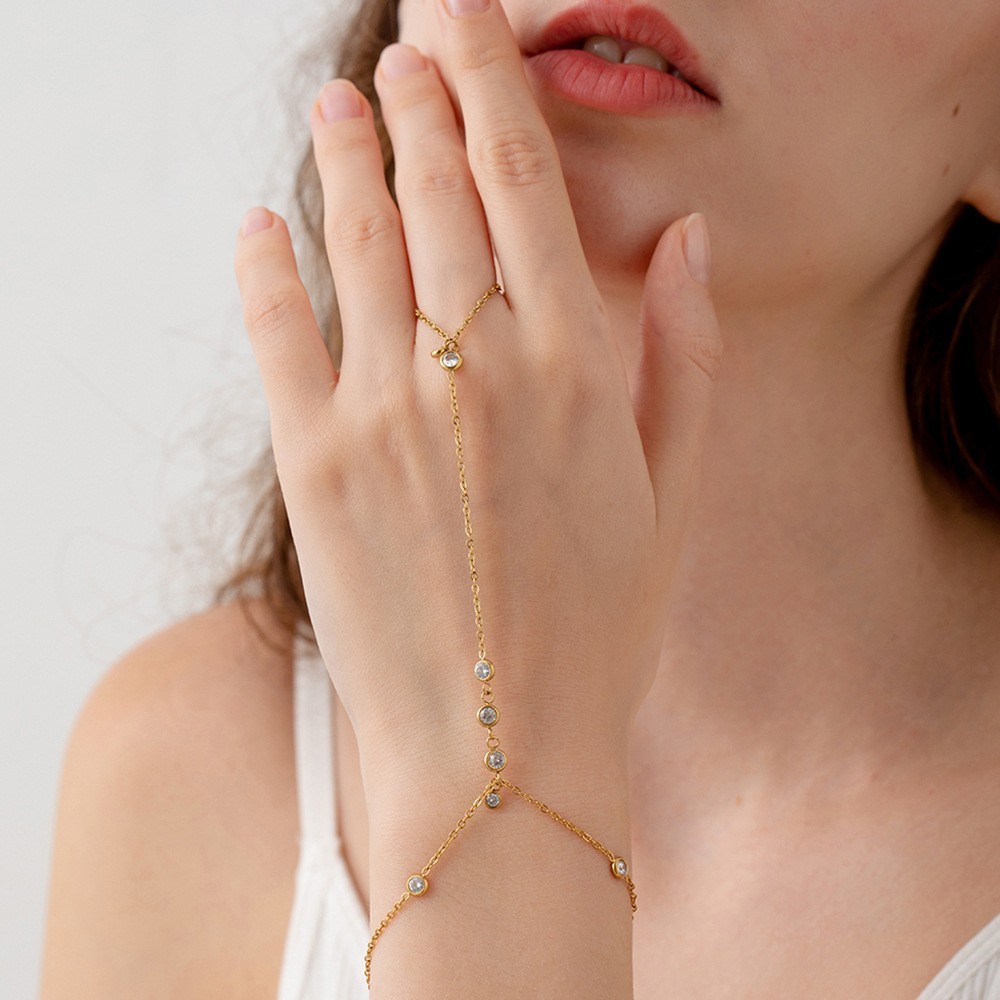 Chaîne De Poignet Simple En Acier Inoxydable Étanche Couleur Or Avec Zircon Pour Femme Image3