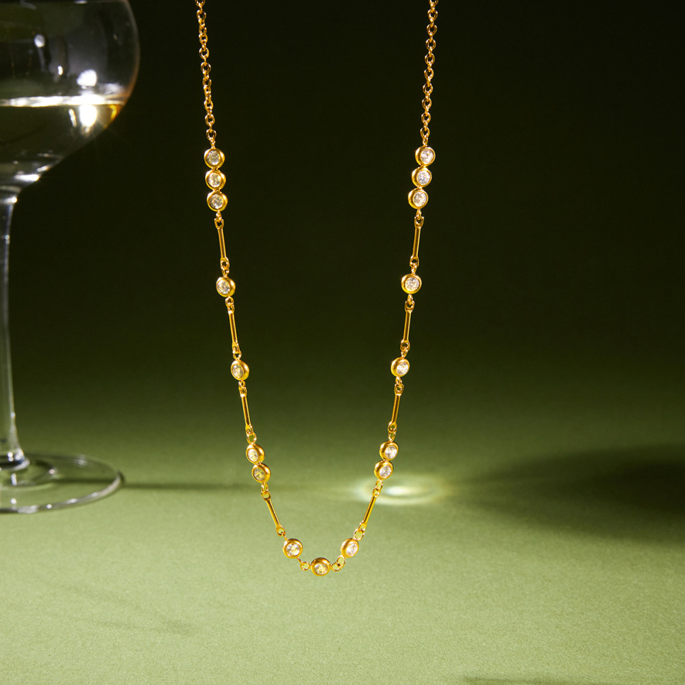 Colliers Pendentifs Pour Femmes En Acier Inoxydable En Forme De Croix, Étanches, Couleur Or Et Zircon Image4