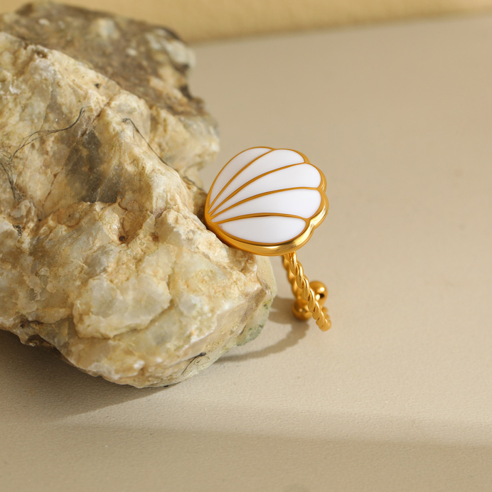 Bagues Tendance Simple Series Daily Shell En Acier Inoxydable Étanche Couleur Or Image3
