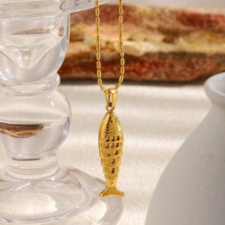 Colliers pendentifs pour femmes en acier inoxydable, couleur or, motif poisson simple