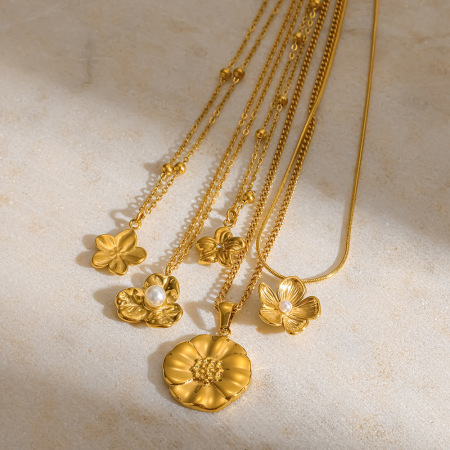 Colliers pendentifs romantiques pour femmes, en acier inoxydable, étanches, couleur or, avec perle et motif floral 2