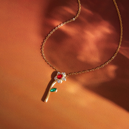 Colliers pendentifs pour femmes, en acier inoxydable doré, ornés de strass et d'une rose romantique douce