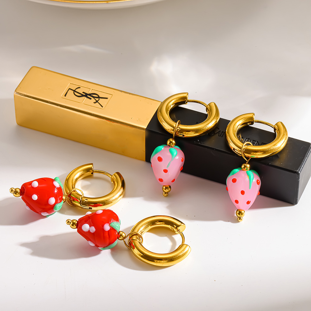 Boucles D'Oreilles Créoles Pour Femmes, En Acier Inoxydable, Couleur Or, Motif Fraise Douce Image2