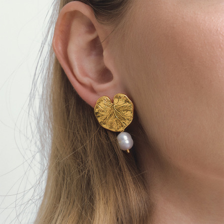 Boucles d'oreilles pendantes pour femmes, style feuille classique, en acier inoxydable doré, imperméables et anti-ternissement 2