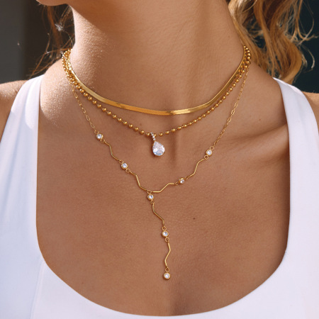 Colliers pendentifs pour femmes en acier inoxydable, couleur or, avec zircon, lignes simples et étanches