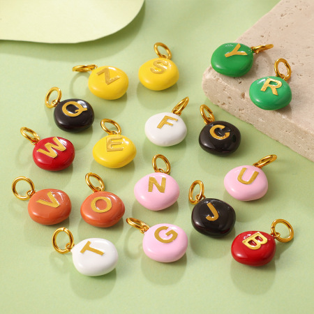 Pendentifs à faire soi-même en acier inoxydable étanche couleur or avec motif de lettres 2