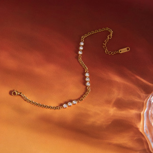 Bracelet Chaîne Simple En Acier Inoxydable Étanche Couleur Or Avec Zircon Pour Femme h5 Image3