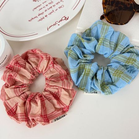 Chouchous pour femmes en tissu à carreaux doux multicolores de la série romantique