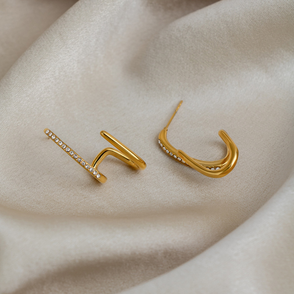 Boucles D'Oreilles Puces De Luxe Irrégulières En Acier Inoxydable Étanche Couleur Or Avec Zircon Pour Femmes Image4