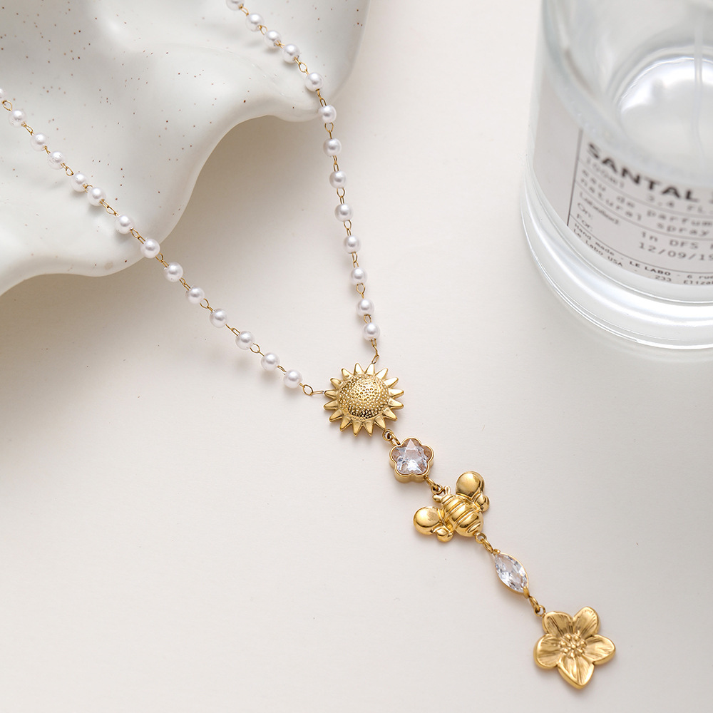 Colliers Pendentifs Pour Femmes, Luxueux Et Élégants, En Acier Inoxydable, Couleur Or, Avec Zircon Et Motif Lune. h5Image4