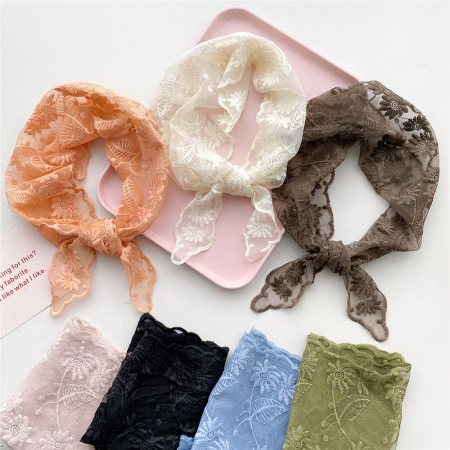 Bandana d'été romantique en dentelle à fleurs pour femme