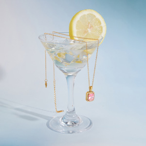 Colliers Pendentifs Pour Femmes, Luxueux Et Simples, En Forme De Goutte, En Acier Inoxydable Étanche Couleur Or Et Zircon. h5 Image5