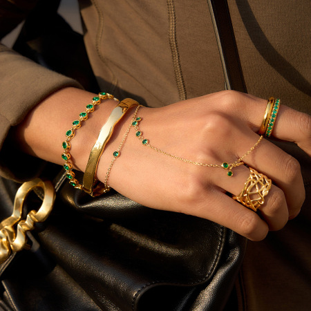 Ensembles de bracelets élégants et luxueux pour femmes, en acier inoxydable, étanches, couleur or, avec zircon. 2