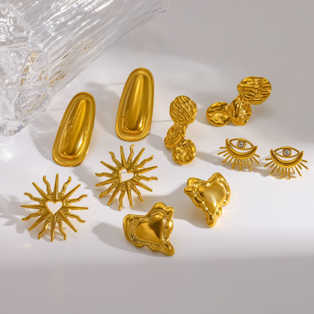 Boucles d'oreilles puces classiques en forme de cœur et de soleil, en acier inoxydable étanche, couleur or, pour femmes