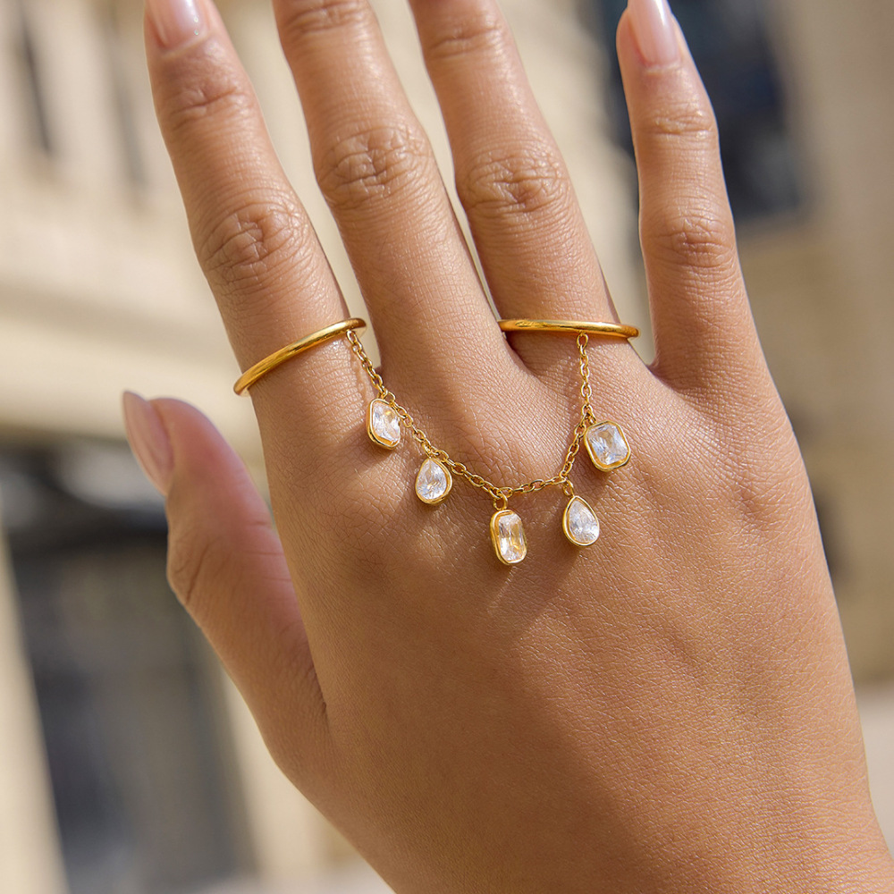 Bagues Pour Femmes Luxueuses Et Sexy À Pompon, En Acier Inoxydable Étanche Couleur Or Et Zircon. Image3