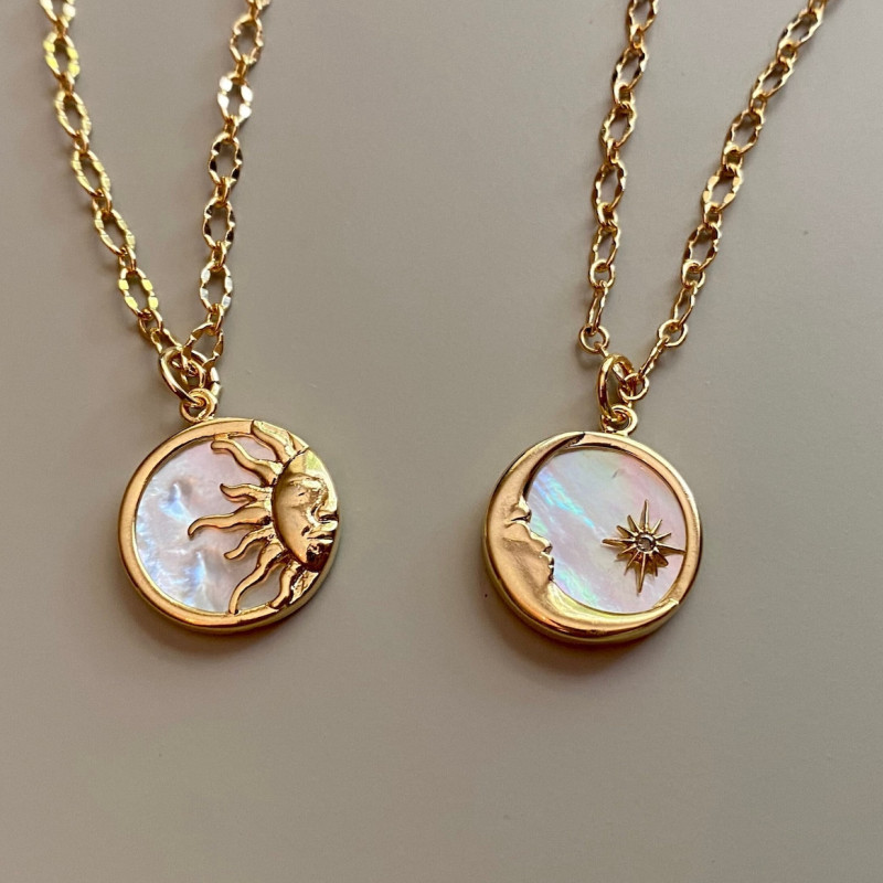 Colliers Pendentifs Pour Femmes, Collection Classique Rétro Soleil Et Lune, En Acier Inoxydable Étanche, Couleur Or Image3