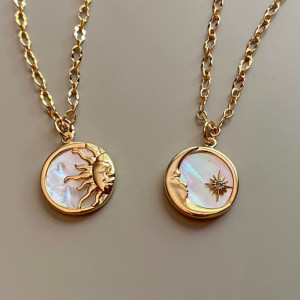 Colliers Pendentifs Pour Femmes, Collection Classique Rétro Soleil Et Lune, En Acier Inoxydable Étanche, Couleur Or h5 Image3