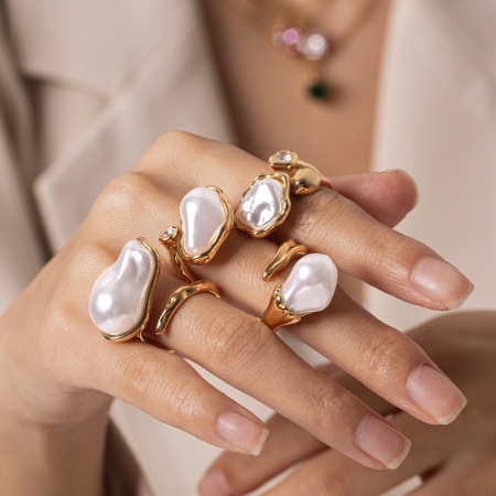 Bagues pour femmes en acier inoxydable de forme irrégulière rétro, étanches, couleur or, zircon et perle.