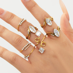 Bague Pour Femme En Acier Inoxydable Doré, Imperméable, Ornée D'Un Zircon Et D'Une Élégante Forme Irrégulière En Goutte D'Eau. h5 Image2