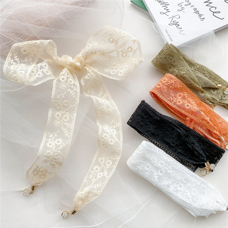 Bandana d'été élégante en dentelle florale pour femme
