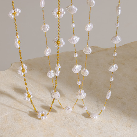 Colliers de perles pour femmes en acier inoxydable, imperméables, couleur or, avec fleurs et perles artificielles