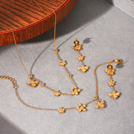 Ensemble de colliers pour femmes en acier inoxydable doré, imperméables, à motif floral 2