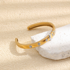 Bracelet Manchette Simple Moon En Acier Inoxydable, Étanche, Couleur Or, Avec Zircon Pour Femme h5 Image4