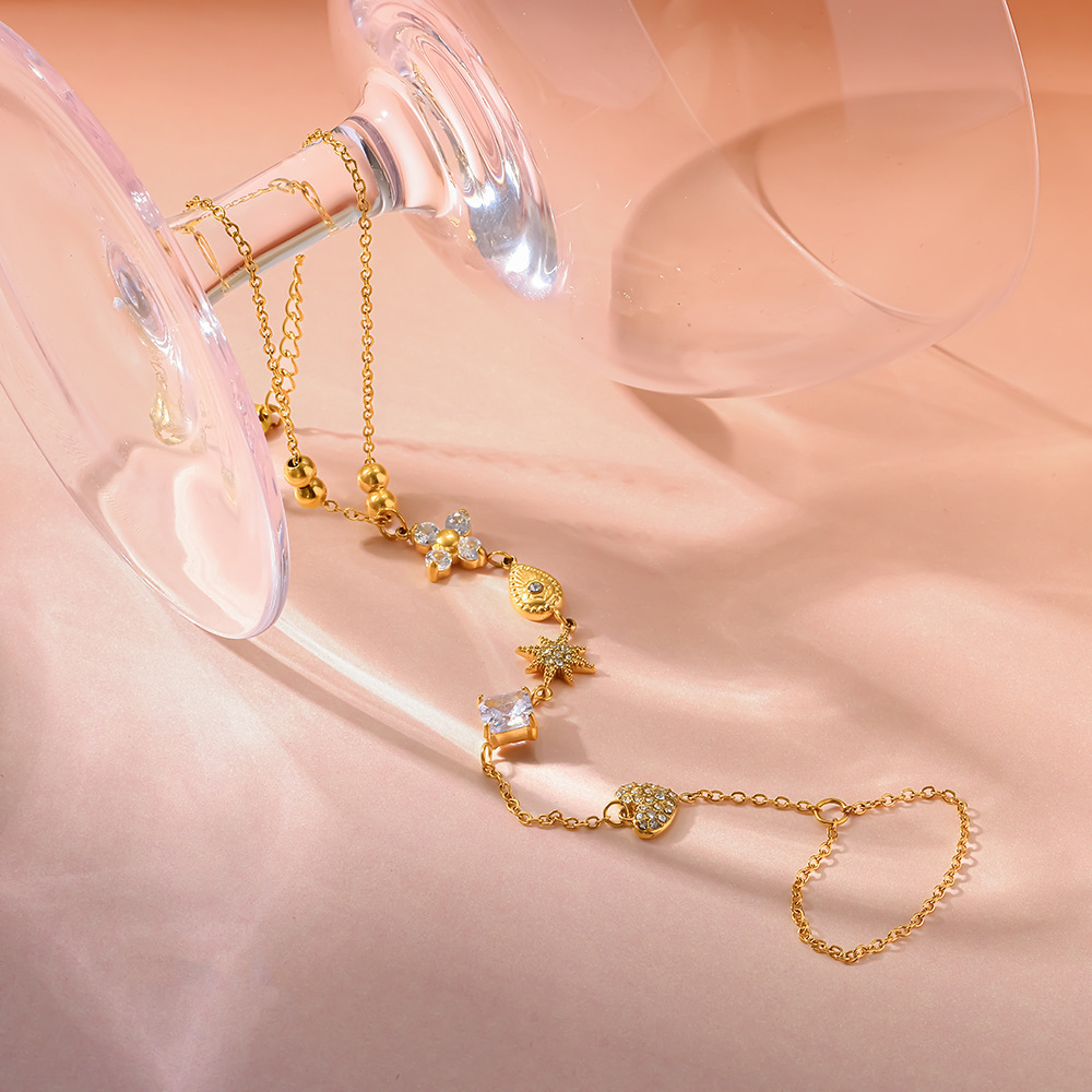 Chaîne De Poignet Luxueuse En Forme De Cœur Et Goutte, En Acier Inoxydable Étanche, Couleur Or, Ornée De Zircon. Image4