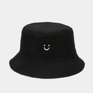 Bob En Tissu Brodé D'Un Visage Souriant Simple h5