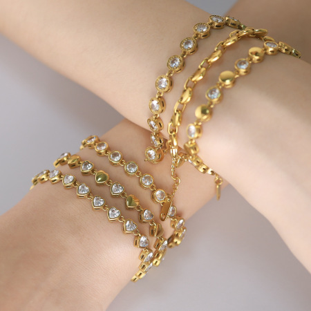 Bracelets pour femmes en acier inoxydable en forme de cœur, étanches, couleur or et zircon, ornés de perles