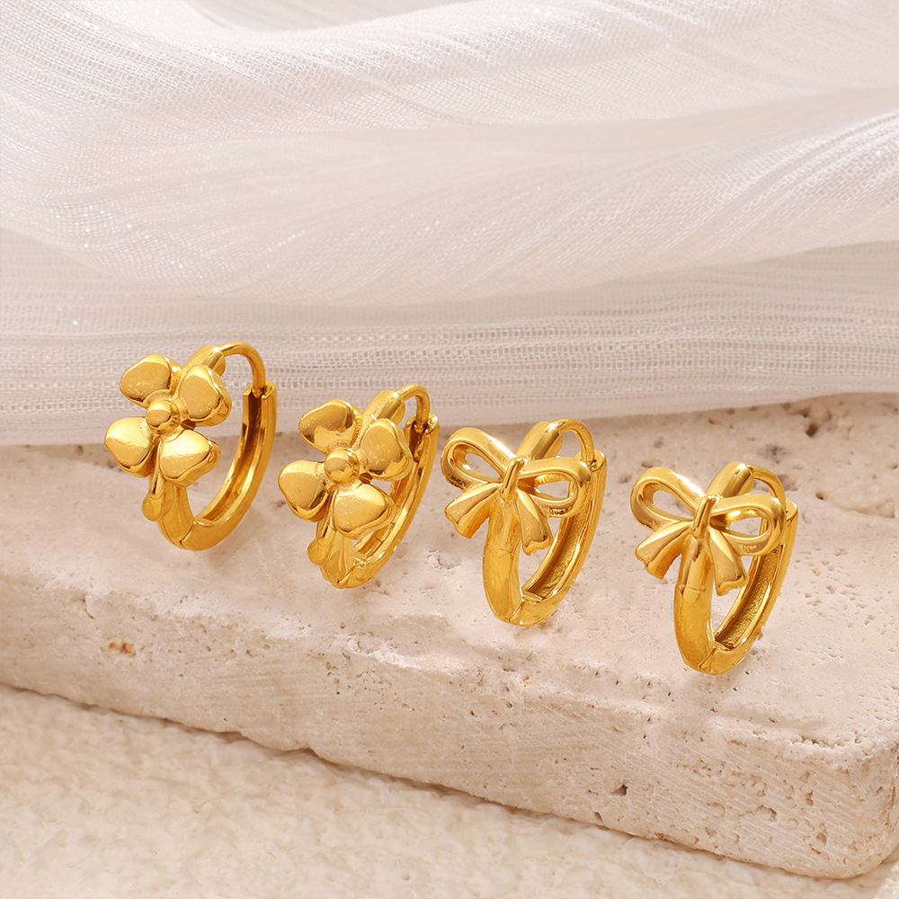 Boucles D'Oreilles Créoles Pour Femmes Simple Series Daily Bow Knot En Acier Inoxydable Étanche Couleur Or Image3
