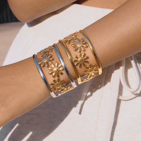 Ensembles de bracelets pour femmes en acier inoxydable doré, ornés de fleurs romantiques et multicolores.