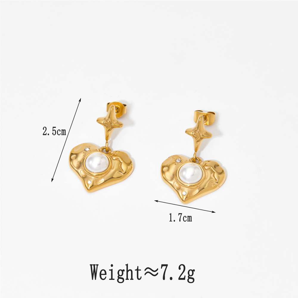 Boucles D'Oreilles Pendantes Pour Femme, Motif Marteau En Forme De Cœur Rétro, En Acier Inoxydable Étanche, Couleur Or Et Perles. 