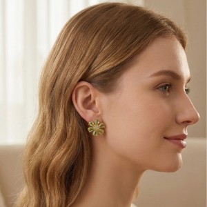 Boucles D'Oreilles Puces Pour Femmes, Luxueuses Et Élégantes, En Acier Inoxydable, Étanches, Couleur Or, Ornées De Zircon Et D'Un Motif Floral. h5 Image4