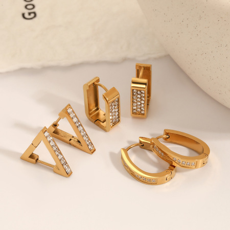 Boucles d'oreilles créoles Daily Triangle Rectangle en acier inoxydable étanche couleur or avec strass pour femmes