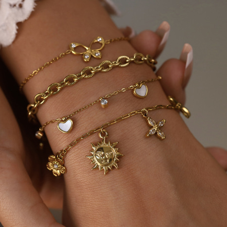 Bracelets à breloques romantiques pour femmes, en acier inoxydable, étanches, couleur or, avec fleurs et papillons, et cristaux.