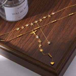 Collier Pendentif Femme Luxueux Et Élégant En Acier Inoxydable, Couleur Or, Avec Zircon Et Chaîne Étoile. h5 Image3