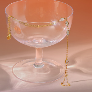 Chaîne De Poignet Pour Femme Simple Series Daily Chain En Acier Inoxydable Étanche Couleur Or Et Zircon. h5 Image3