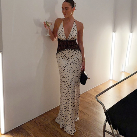 Robe sans manches en dentelle à pois 2