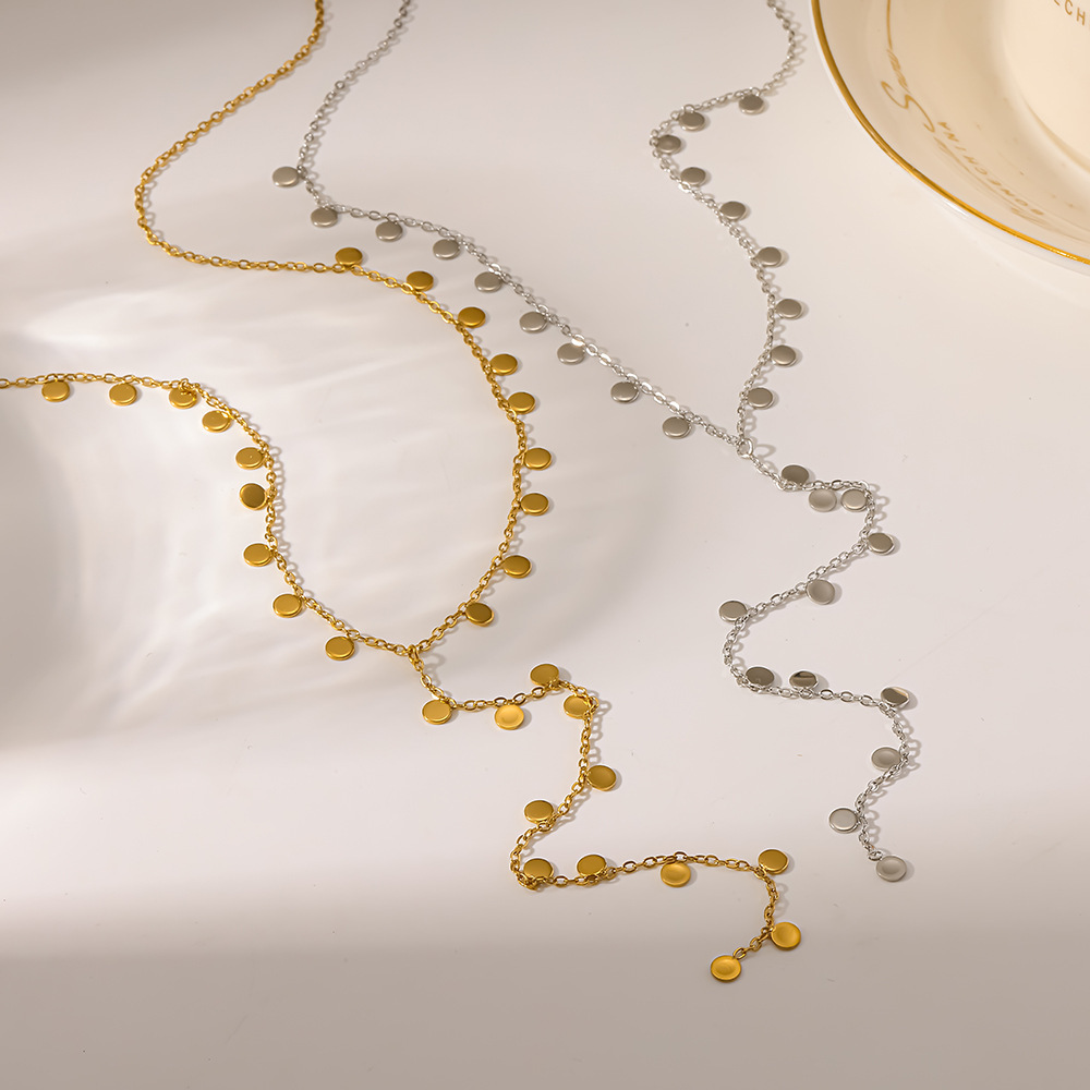 Colliers Pendentifs Pour Femmes Simple Series Daily Circle En Acier Inoxydable Étanche Couleur Or Image3