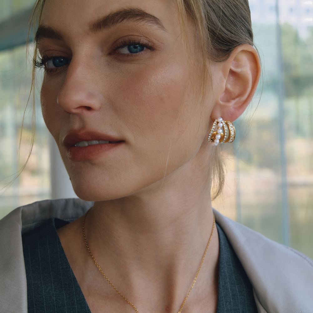 Boucles D'Oreilles Puces Élégantes Rondes Pour Femmes, En Acier Inoxydable, Étanches, Couleur Or, Avec Zircon Et Perle. h5Image3
