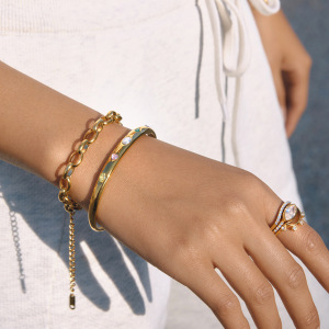 Bracelet Manchette Classique En Acier Inoxydable, Étanche, Couleur Or, Avec Zircon Pour Femme h5 Image2